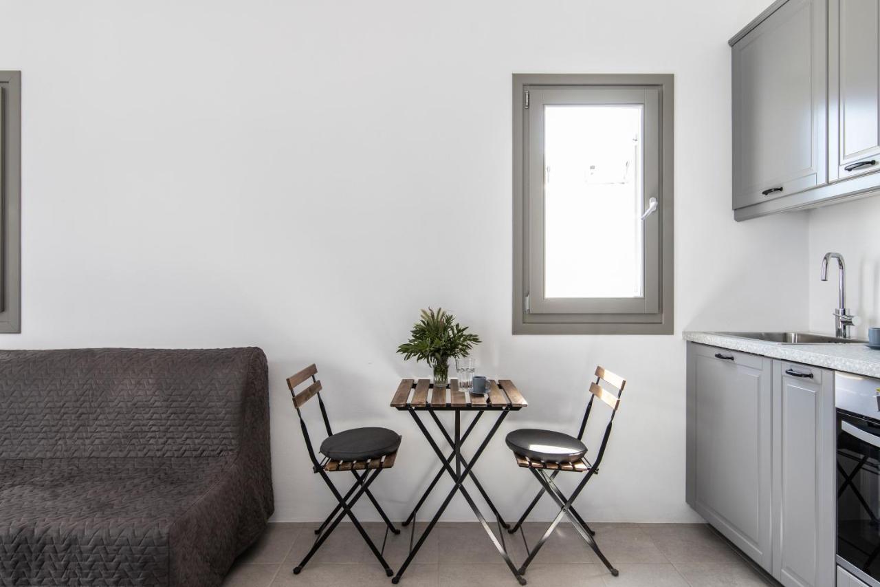 Twelve Plus+ Hotel Náousa Eksteriør billede