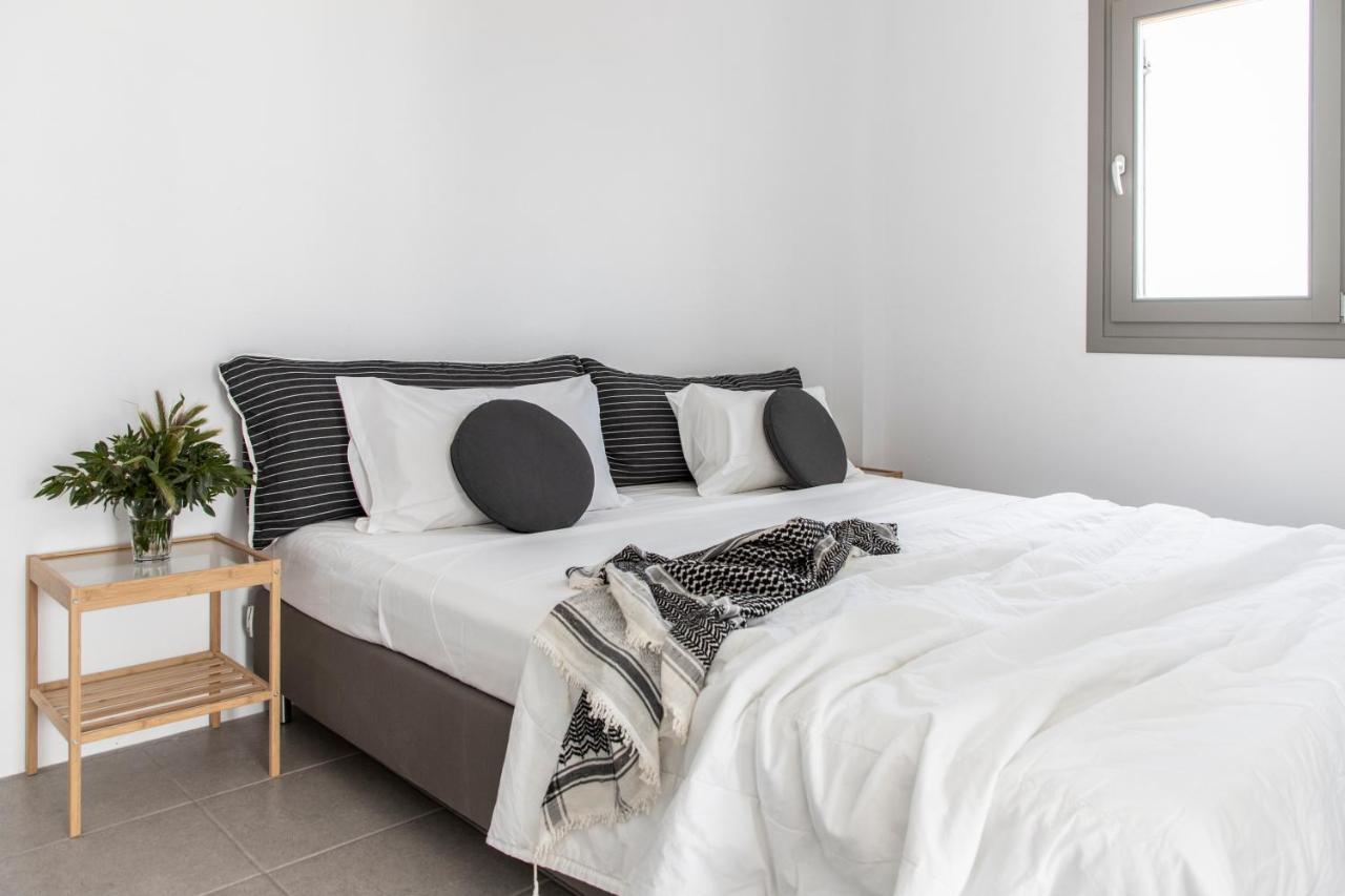 Twelve Plus+ Hotel Náousa Eksteriør billede
